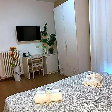 Anna 4* Rome